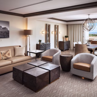 Canyonvilla Living Room